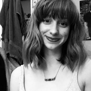 Meet your Posher, Olivia